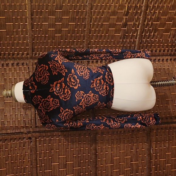 Navy Blue with Orange Roses, Synth-Velvet Long Sleeve Crop - Picture 2 of 4